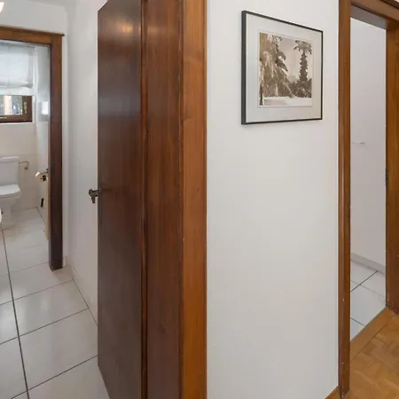 De Famille Spacieux En Bordure Du Ballesteros Apartman